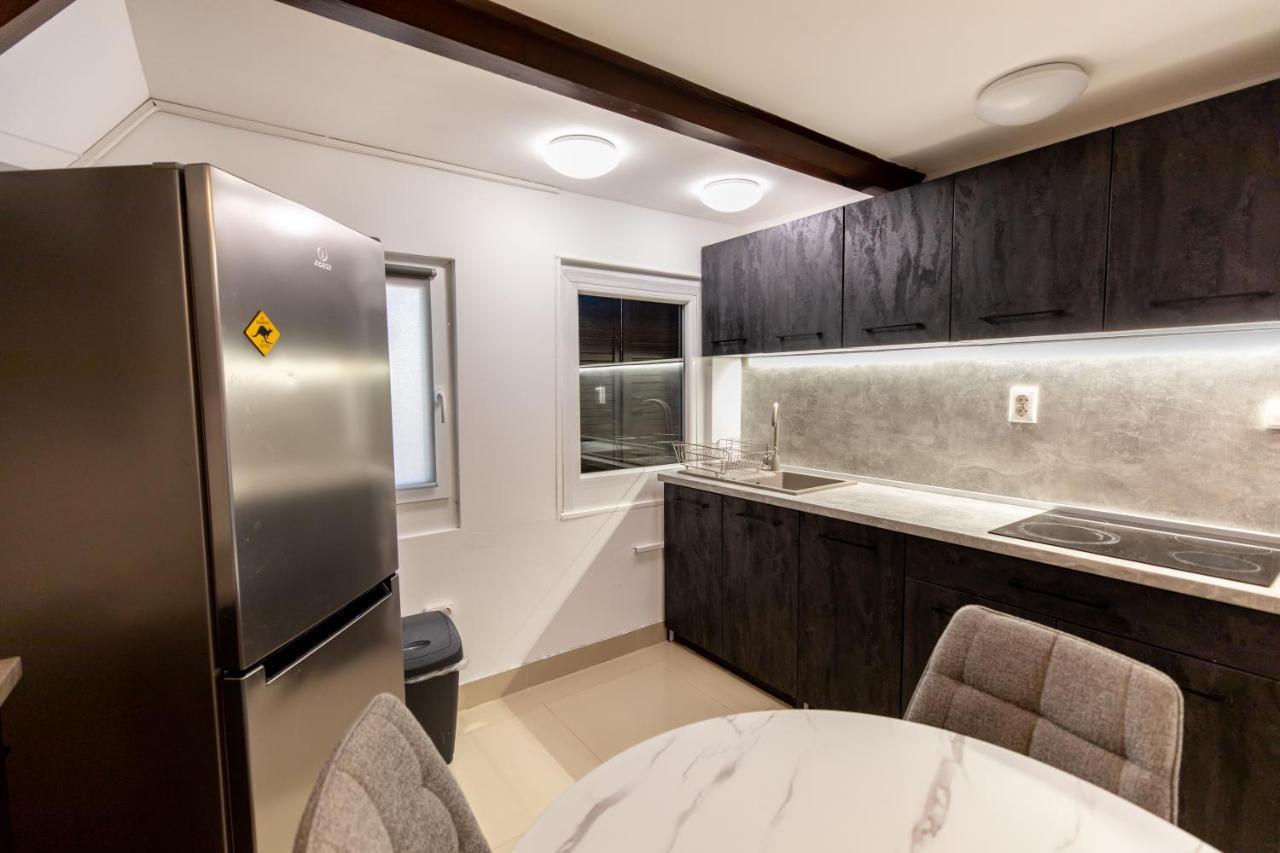 Vadgalamb Apartman & Jacuzzi Miskolc Buitenkant foto