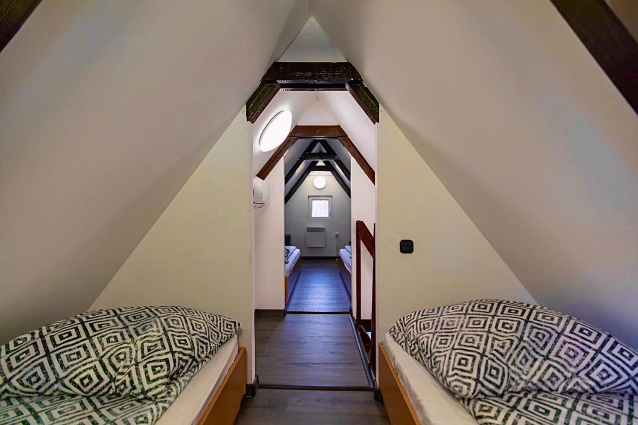 Vadgalamb Apartman & Jacuzzi Miskolc Buitenkant foto