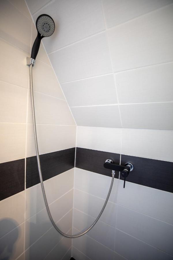 Vadgalamb Apartman & Jacuzzi Miskolc Buitenkant foto