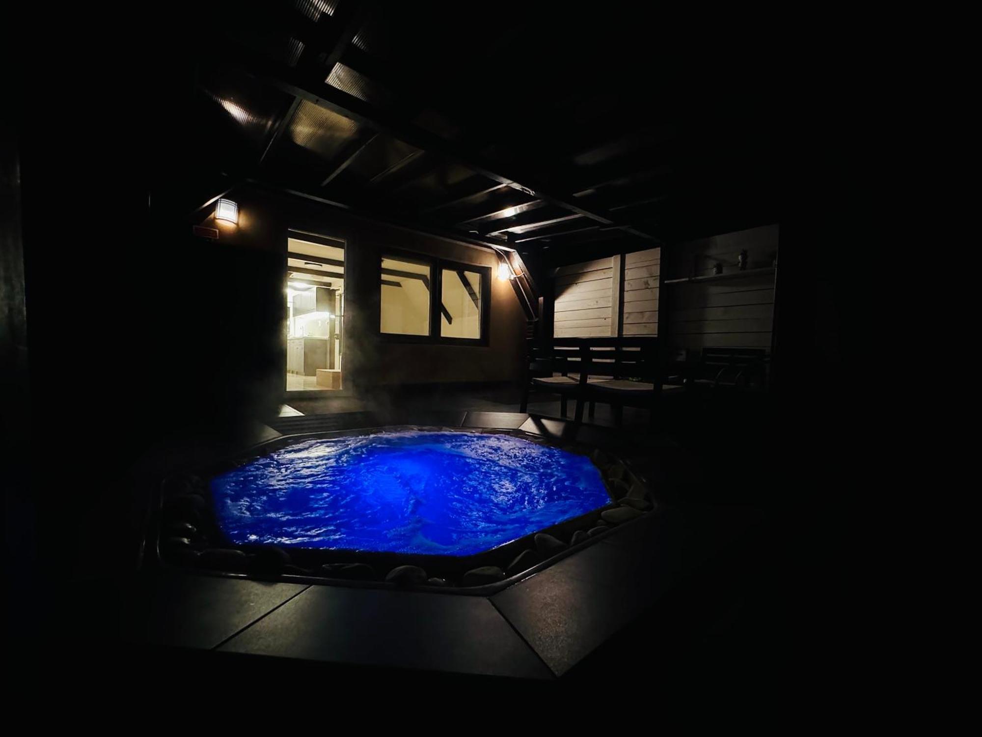 Vadgalamb Apartman & Jacuzzi Miskolc Buitenkant foto