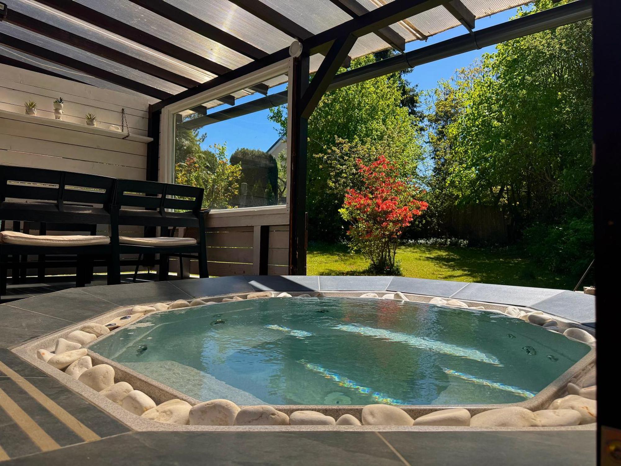 Vadgalamb Apartman & Jacuzzi Miskolc Buitenkant foto